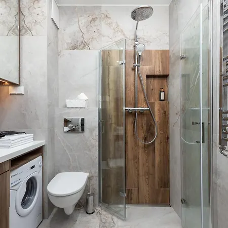 Apartment Aleja Solidarnosci 60b By Renters Warsaw